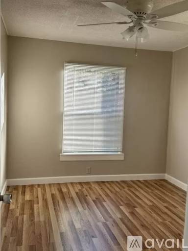 Main picture of 2419 248th St