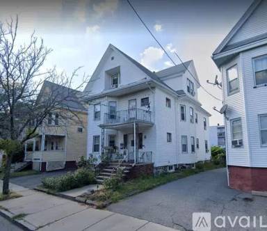 Main picture of 44 Glendale St