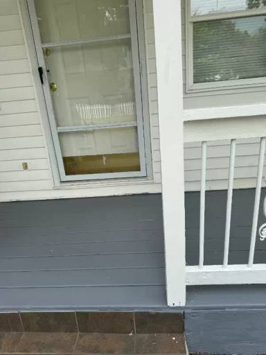 Main picture of 4 Maple Ave