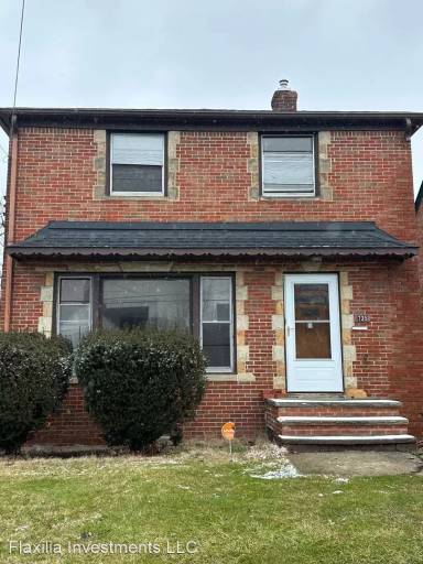Main picture of 735 Babbitt Rd
