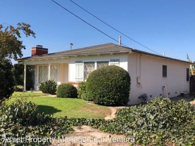 Main picture of 301 Walnut Dr
