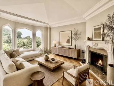 Main picture of 2235 Laguna St