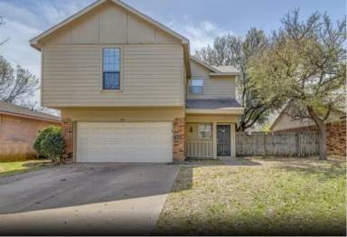 Main picture of 1817 Lincolnshire Way