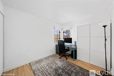 Main picture of 841 N Center St