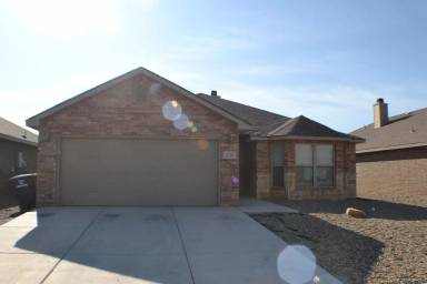 Main picture of 1220 Randolph Ln