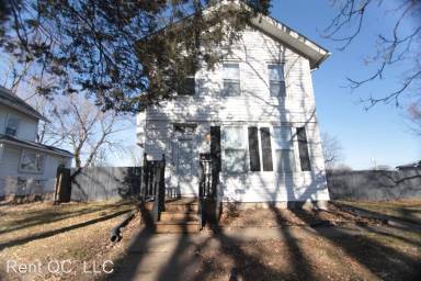 Main picture of 804 W 14th St