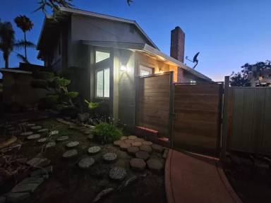 Main picture of 151 Daisy Ct