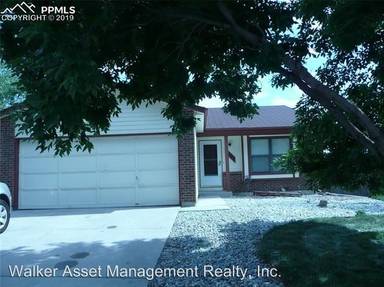 Main picture of 3675 Brisbane Dr