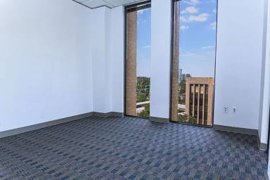 Main picture of 1900 Saint James Pl
