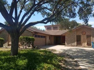 Main picture of 5909 Golden Canyon Dr