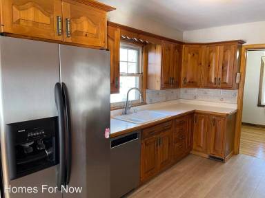 Main picture of 799 Holton St