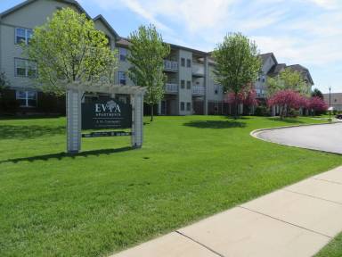 Main picture of 325 Prairie Way Blvd