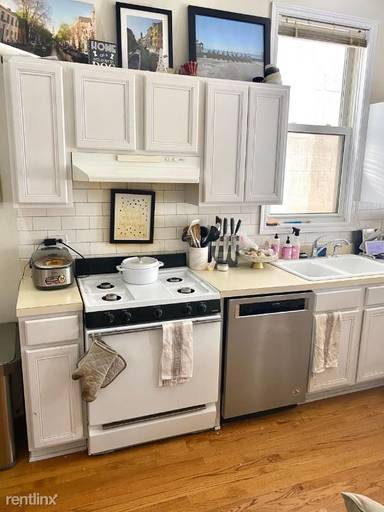 Main picture of 1528 N Bosworth Ave