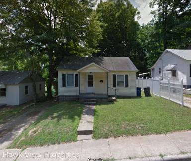 Main picture of 216 W 23rd St