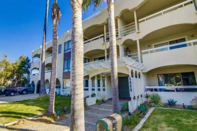 Main picture of 3747 Yosemite St