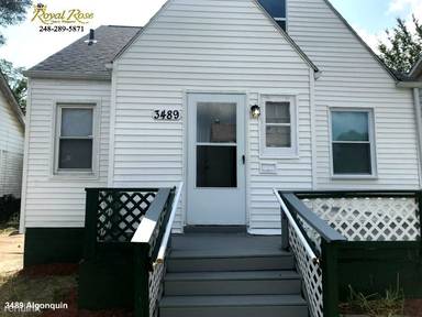 Main picture of 3489 Algonquin St