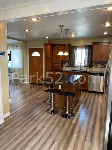 Main picture of 808 S Oxford St