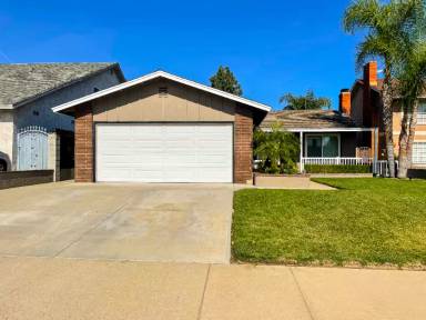 Main picture of 8671 Willow Dr