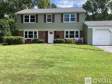 Main picture of 13119 Overbrook Ln