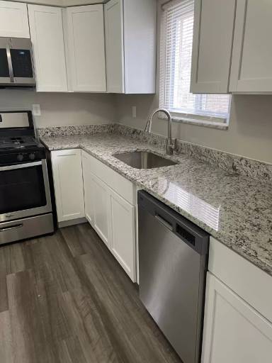 Main picture of 10135 Clair Ave
