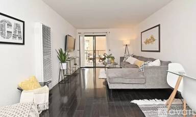 Main picture of 2077 Washington Ave