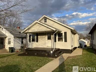 Main picture of 964 N F St