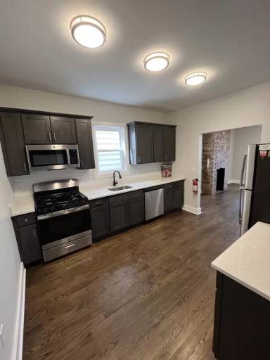 Main picture of 44 N Jefferson St