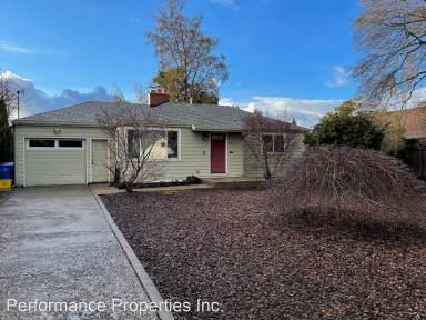 Main picture of 4829 SE 48th Ave