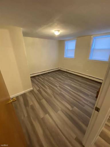 Main picture of 12 Wiley Pl