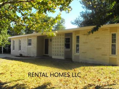 Main picture of 809 Walnut Pl