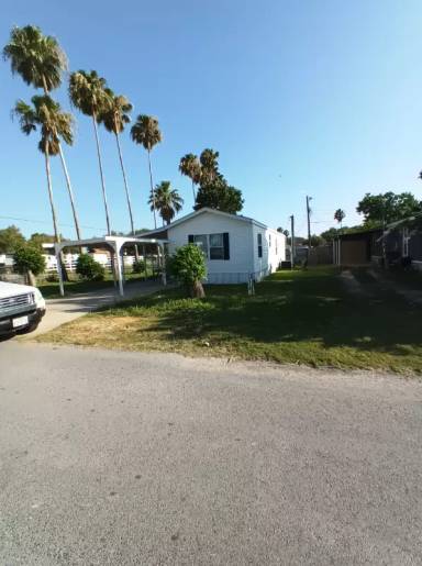 Main picture of 842 Main Grove St