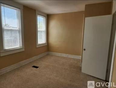 Main picture of 30 N Morley St