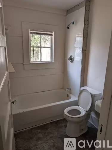 Main picture of 2423 N 20th St