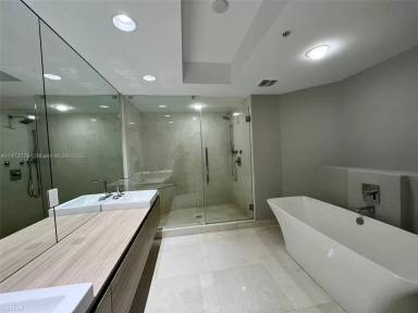 Main picture of Marina Palms Residence
