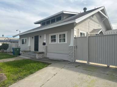 Main picture of 1402 W Alhambra Rd