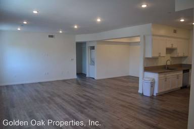 Main picture of 14143 Burbank Blvd