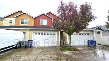 Main picture of 3604 NE 81st Cir