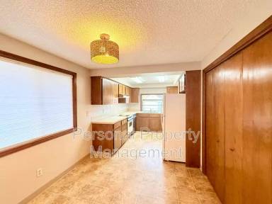 Main picture of 412 W 39th St