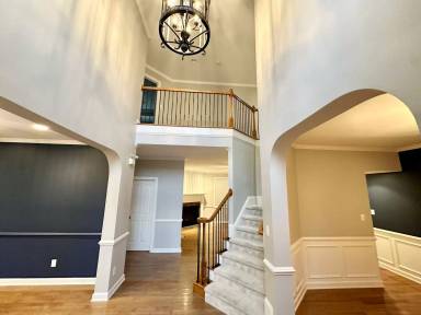 Main picture of 8230 Cushing St
