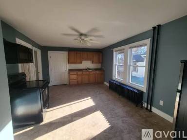 Main picture of 41 Spring St