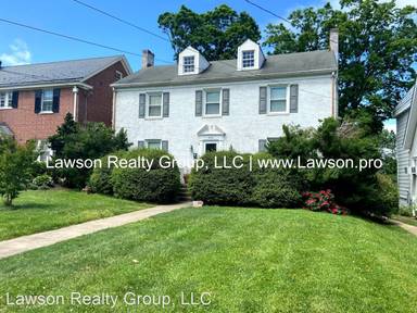 Main picture of 2427 Stanley Ave SE