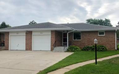 Main picture of 2021 Circle Dr