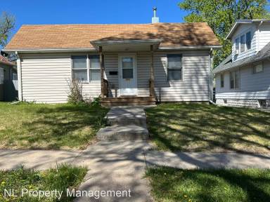 Main picture of 5040 S 38th St