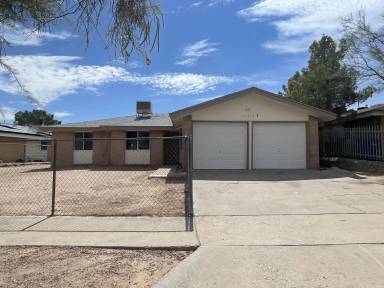 Main picture of 1748 Dave Elliott Dr