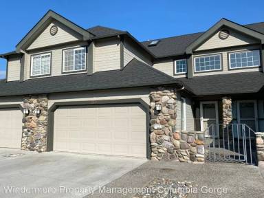 Main picture of 275 Lone Pine Ln