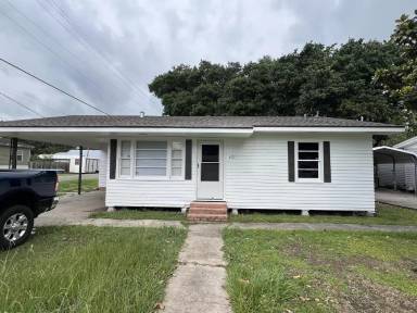 Main picture of 601 Ann Dr