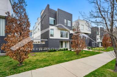 Main picture of 3264 Federal Blvd