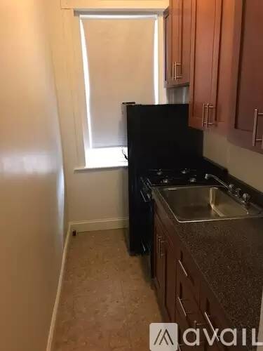 Main picture of 1822 Beacon St