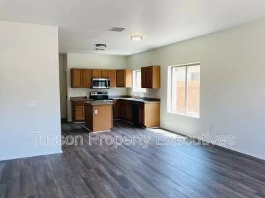 Main picture of 11879 W Fontenelle Dr