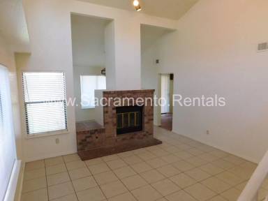 Main picture of 8475 Carlin Ave